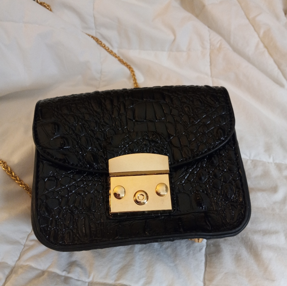Over shoulder purse